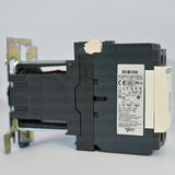 LC1D40 (LP1 D4011) Schneider  Electric/Telemecanique  60A Contactor